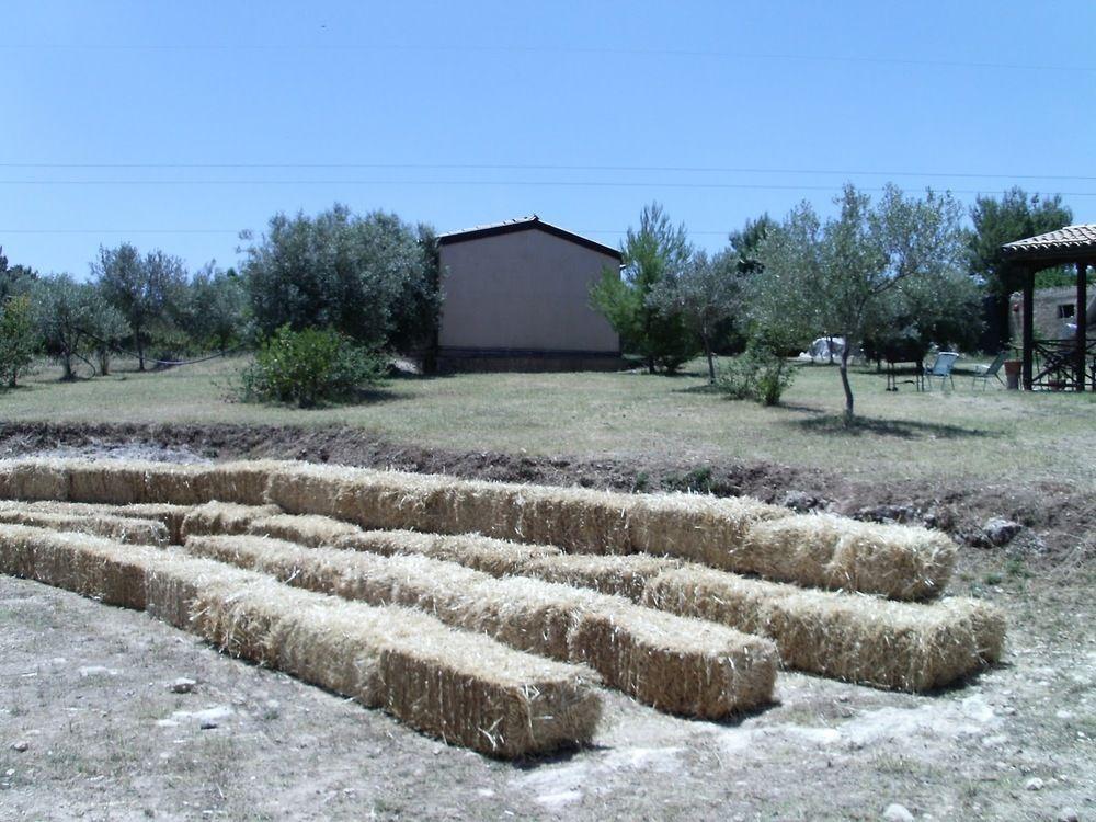 Agriturismo Terra Di Pace Noto Exteriör bild